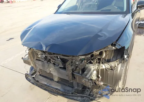 2024 Mazda Cx-30 2.5 S Premium Package z USA, uszkodzony, nr VIN 3MVDMBDMXRM621916